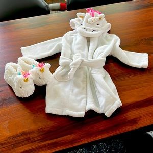 Pottery barn unicorn robe and slippers